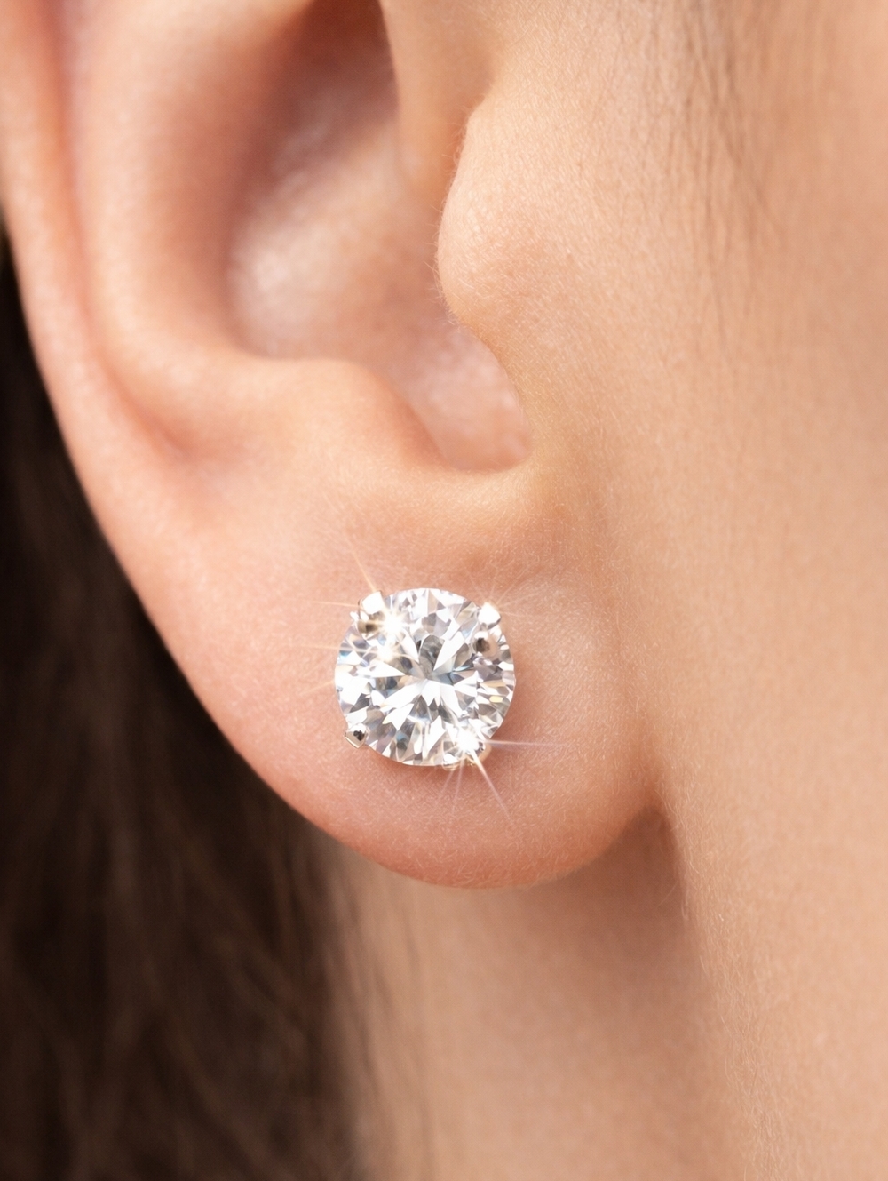 Silver Sparkly Round Cut Crystal Stud Earrings - Elegant Fashion Jewelry